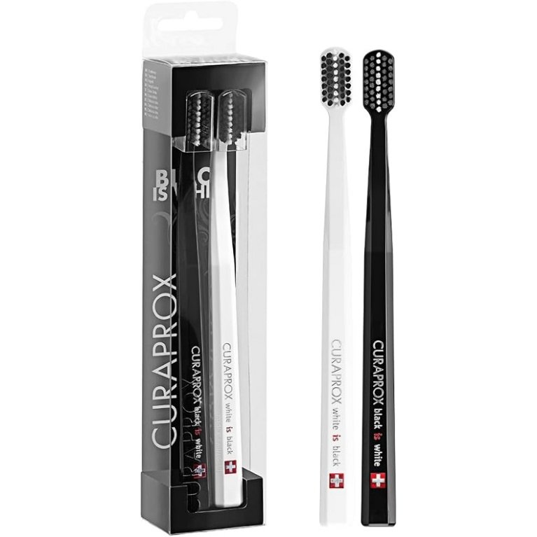 Spazzolini Curaprox Black is White Duo - 2 Spazzolini Super Soft Nero & Bianco Spazzolini Curaprox Black is White Duo - 2 Spazzolini Super Soft Nero & Bianco