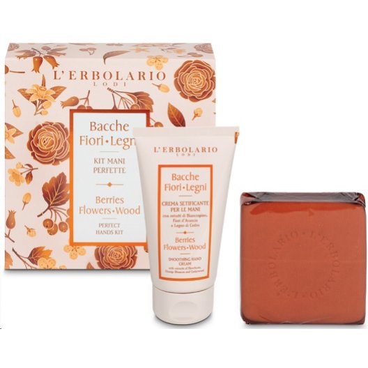 Bacche Fiori Legni Kit mani perfette L'Erbolario - sapone profumato + crema mani Bacche Fiori Legni Kit mani perfette L'Erbolario - sapone profumato + crema mani