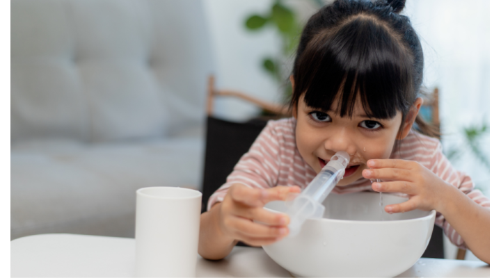 L’importanza del lavaggio nasale nei bambini e negli adulti L’importanza del lavaggio nasale nei bambini e negli adulti